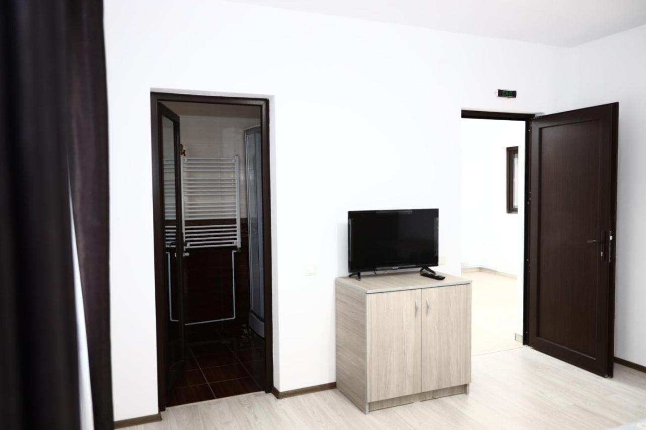 Hatasul Bunicului Arefu Exterior foto